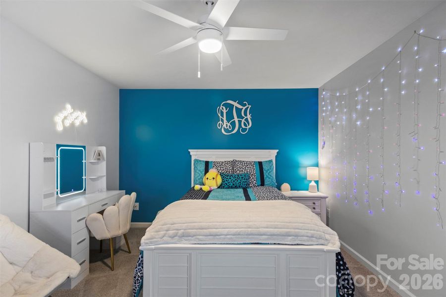 Seriously, these closets are a DREAM! Seriously, these closets are a DREAM!