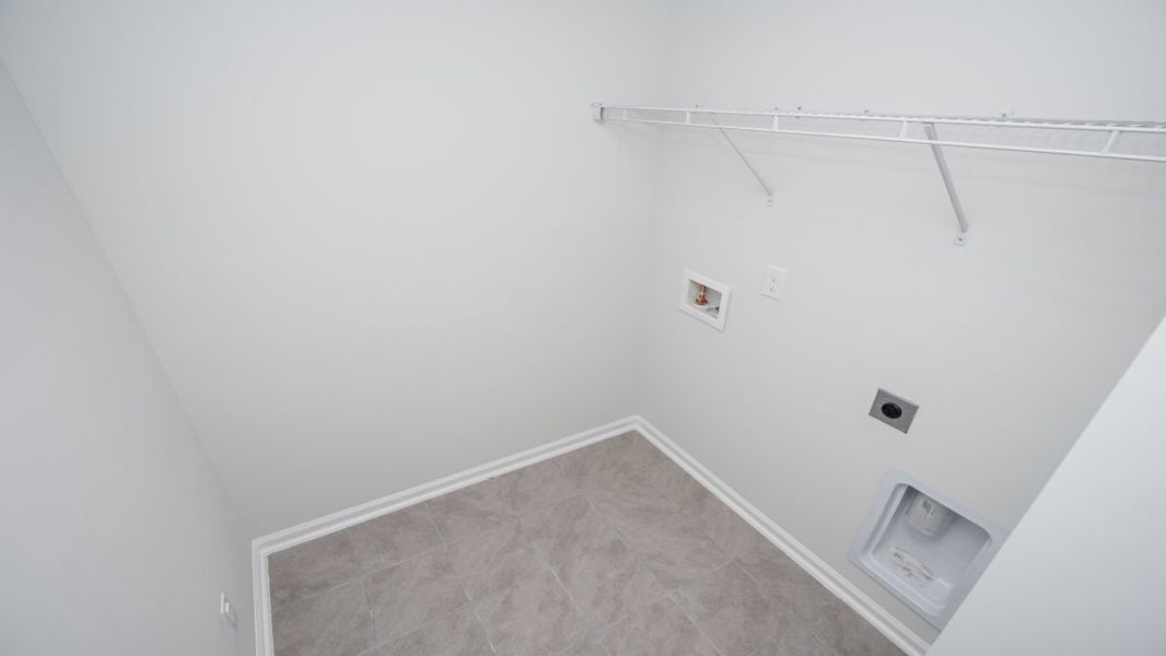 Representative unfurnished interior of a home built from the GALEN by D.R. Horton in Ridgefield, Conway (Image 20).
