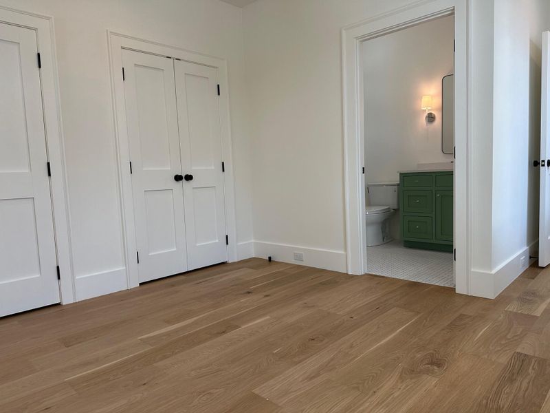 Spacious, unfurnished interior of a new home in , Mount Pleasant (Image 22).