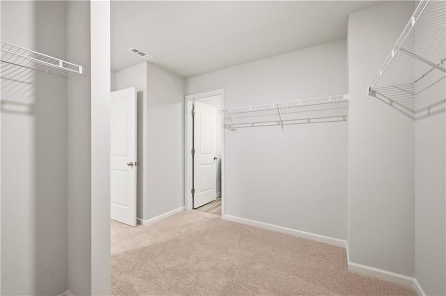 Spacious, unfurnished interior of a new home in Hamilton Lakes, Lawrenceville (Image 20). Spacious, unfurnished interior of a new home in Hamilton Lakes, Lawrenceville (Image 20).