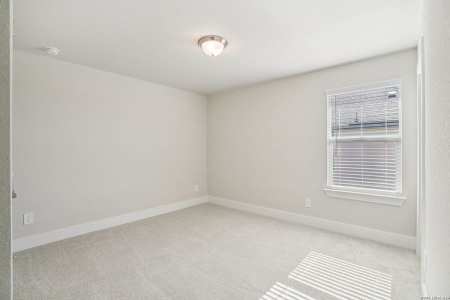 Spacious, unfurnished interior of a new home in Carmel Ranch, Schertz (Image 28).