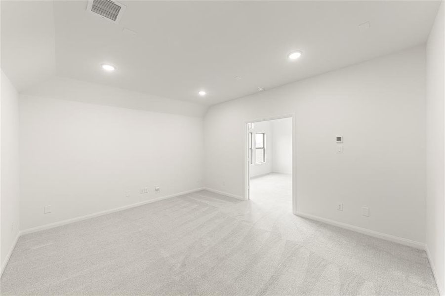 Spacious, unfurnished interior of a new home in Nelson Lake, Rockwall (Image 19). Spacious, unfurnished interior of a new home in Nelson Lake, Rockwall (Image 19).
