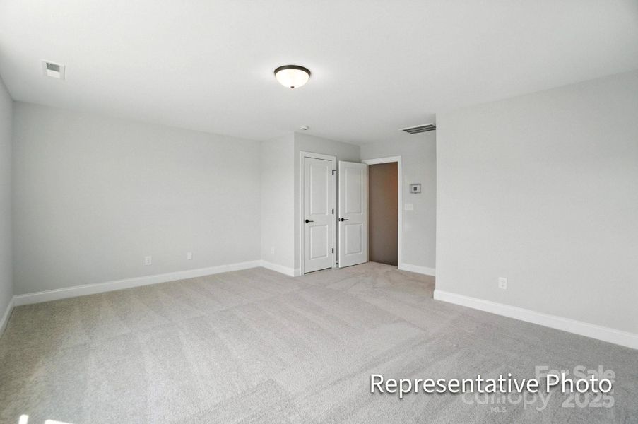 Spacious, unfurnished interior of a new home in The Meadows at Laurelbrook, Sherrills Ford (Image 30).