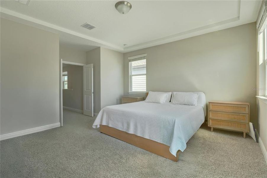 Furnished interior view inside a new home in , Winter Garden (Image 7).