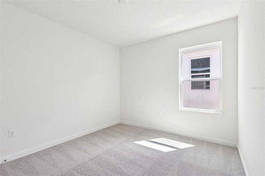 Spacious, unfurnished interior of a new home in Hamilton Bluff, Haines City (Image 28).