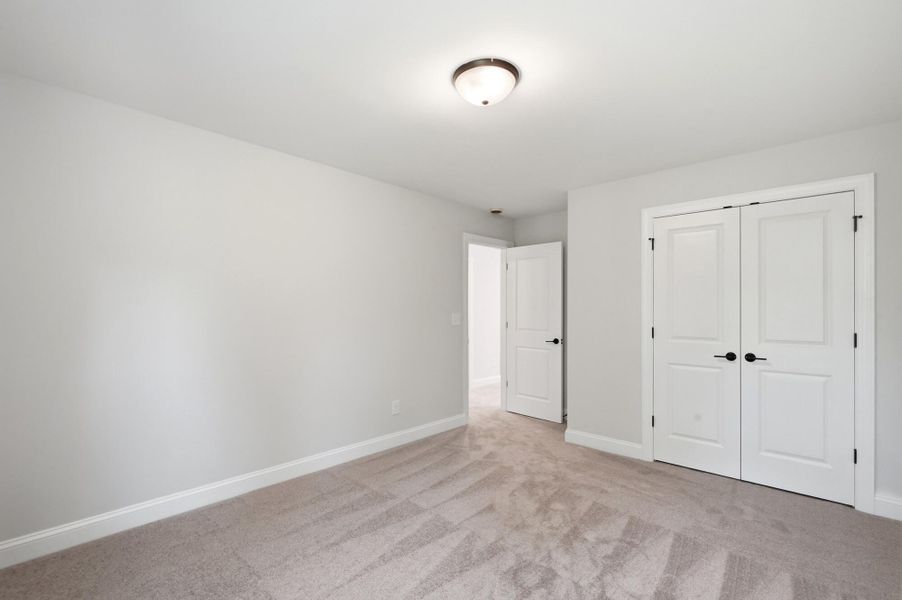 Spacious, unfurnished interior of a new home in Caldwell Forest, Charlotte (Image 32). Spacious, unfurnished interior of a new home in Caldwell Forest, Charlotte (Image 32).