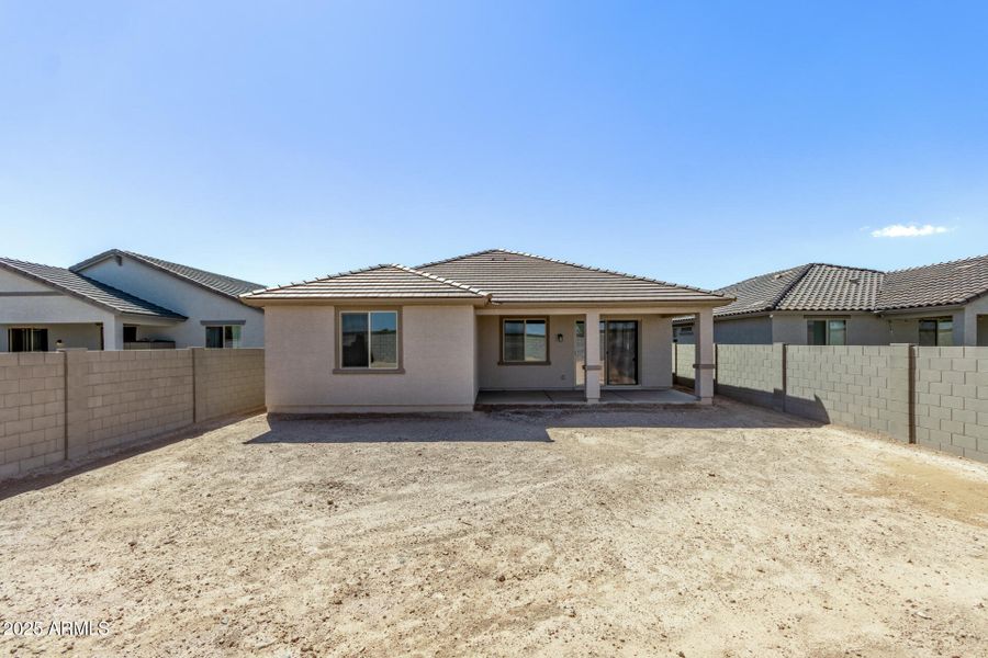 43 Monte Lindo 43 Monte Lindo