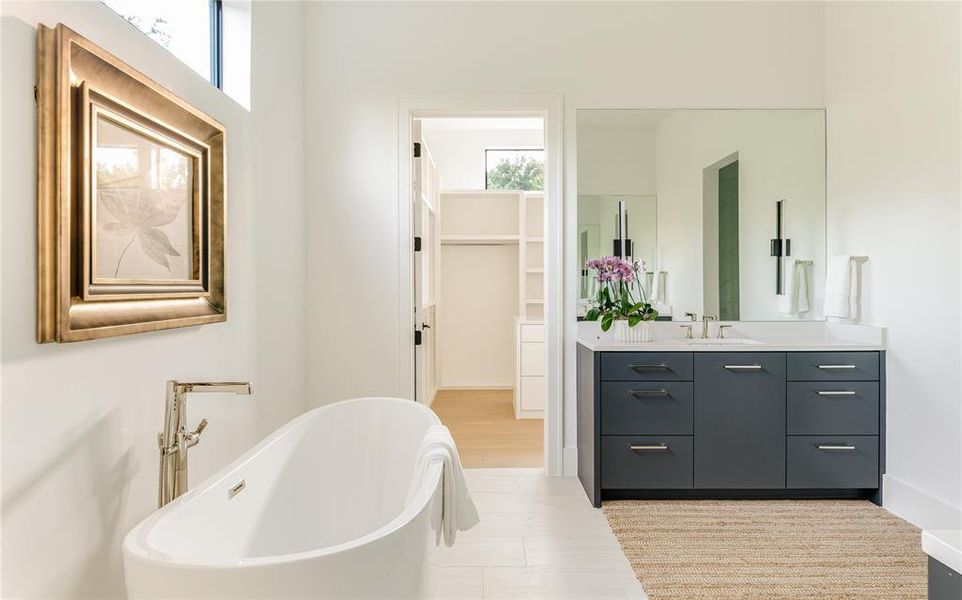 Furnished interior view inside a new home in , Dallas (Image 17).