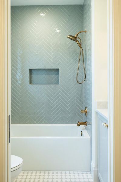 Close-up of interior finishes inside a home in , Horseshoe Bay (Image 19).
