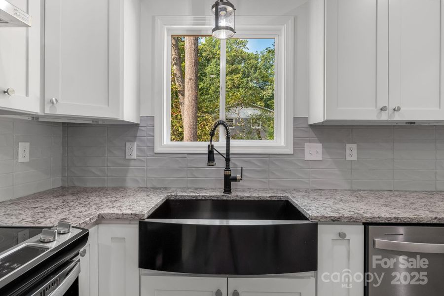 Furnished interior view inside a new home in , Shelby (Image 12).