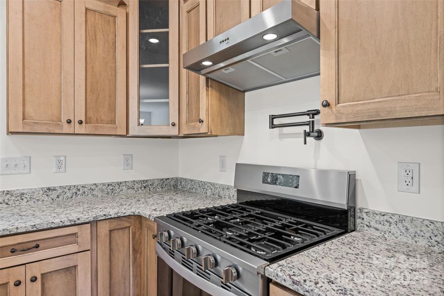 Image 41 of a home in .