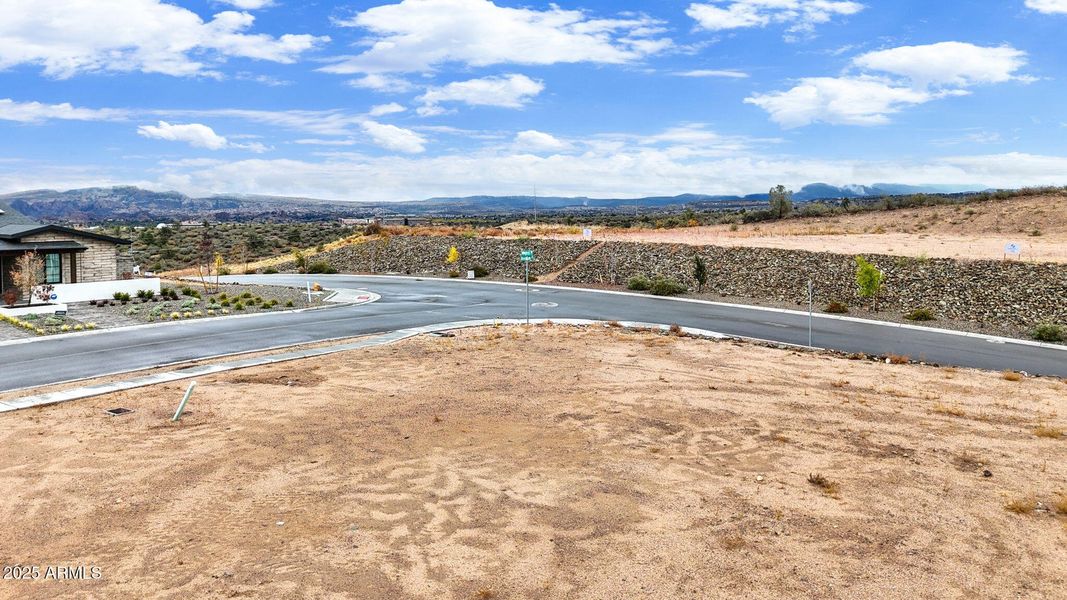 13-Lot Photo (3) 13-Lot Photo (3)