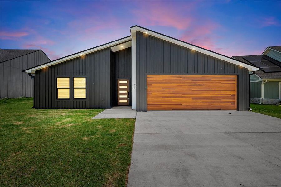 Front exterior of a new home in , Waco, TX, highlighting curb appeal (Image 24). Front exterior of a new home in , Waco, TX, highlighting curb appeal (Image 24).
