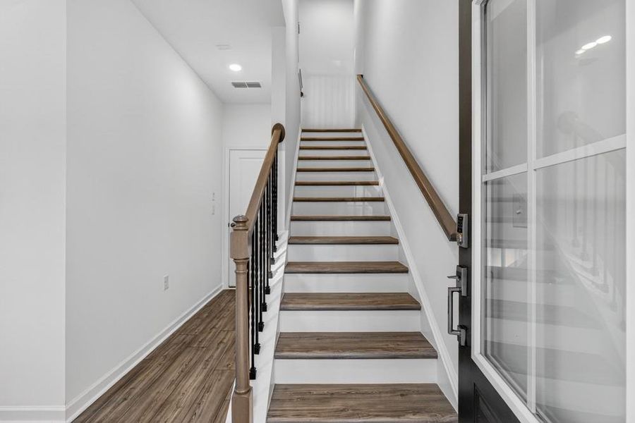 Spacious, unfurnished interior of a new home in Chandler Run, Tucker (Image 37).