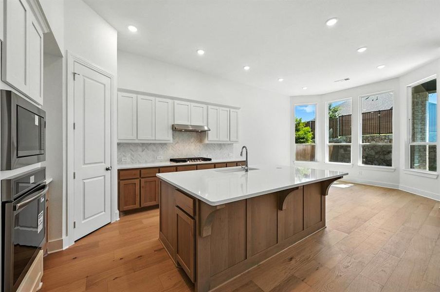 Furnished interior view inside a new home in Thompson Farms: 60ft. lots, Van Alstyne (Image 5). Furnished interior view inside a new home in Thompson Farms: 60ft. lots, Van Alstyne (Image 5).