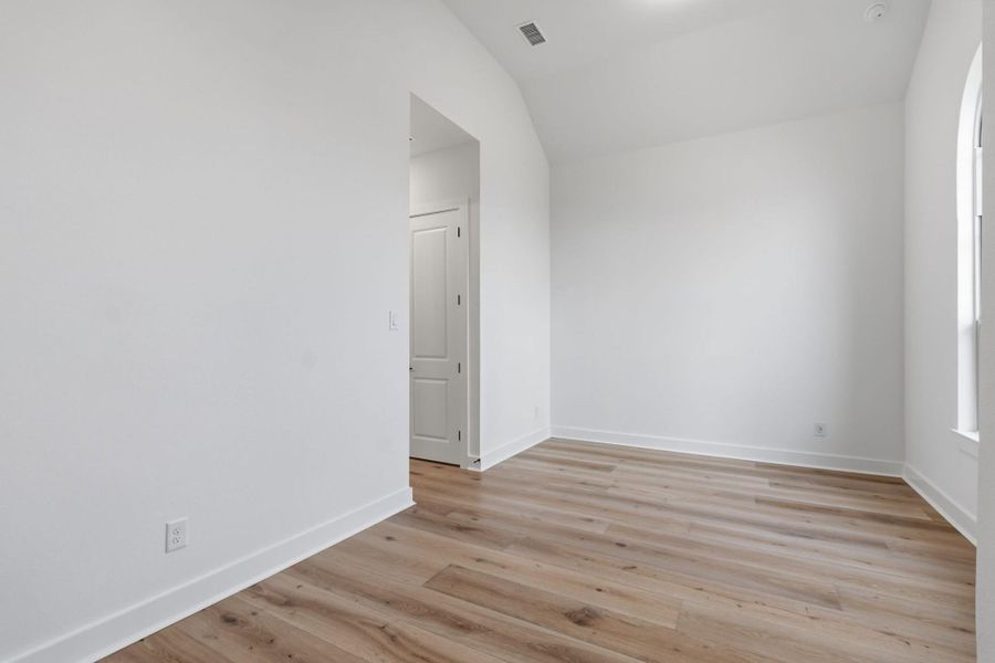 Spacious, unfurnished interior of a new home in , Cypress (Image 13).