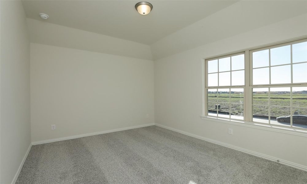 Image 16 of a home in River Ranch.