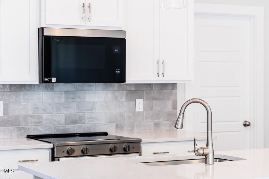 VNF-Lot 46-Aurora (6)