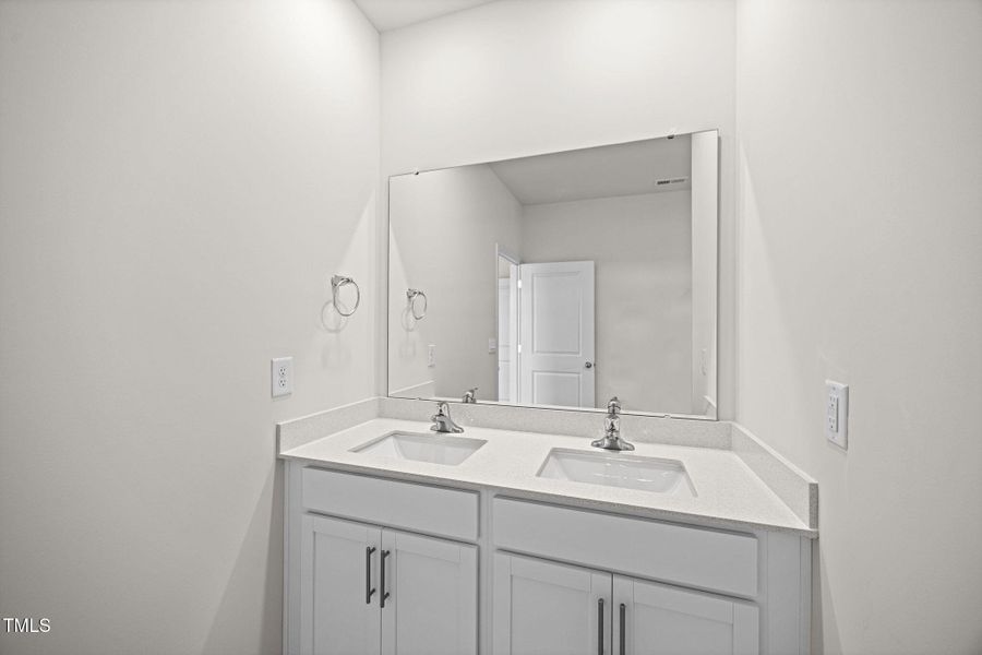 25-web-or-mls-BLS_0066