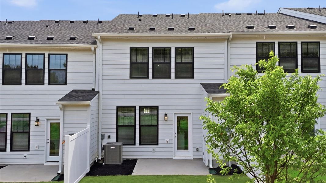 Exterior details and patio area of a home in Gresham Station, Simpsonville (Image 3).