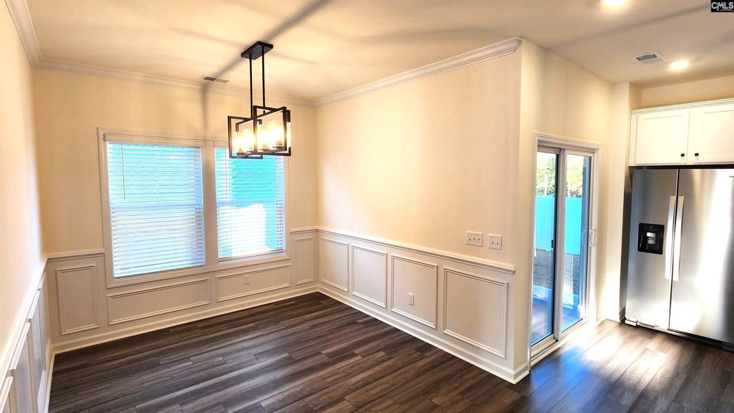 Spacious, unfurnished interior of a new home in Bickley Station, Irmo (Image 19).