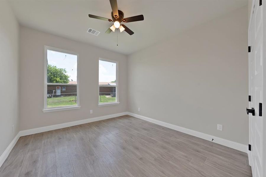 Spacious, unfurnished interior of a new home in , Granbury (Image 14). Spacious, unfurnished interior of a new home in , Granbury (Image 14).