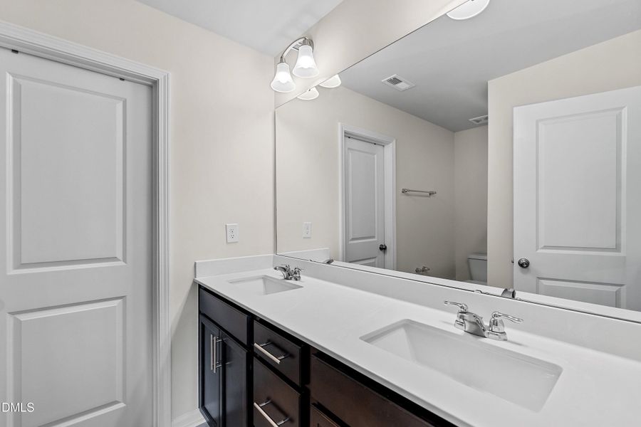 29-2494 Tonoloway Dr20251010_0221