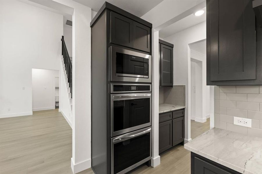 207 Tradd-Kitchen-4