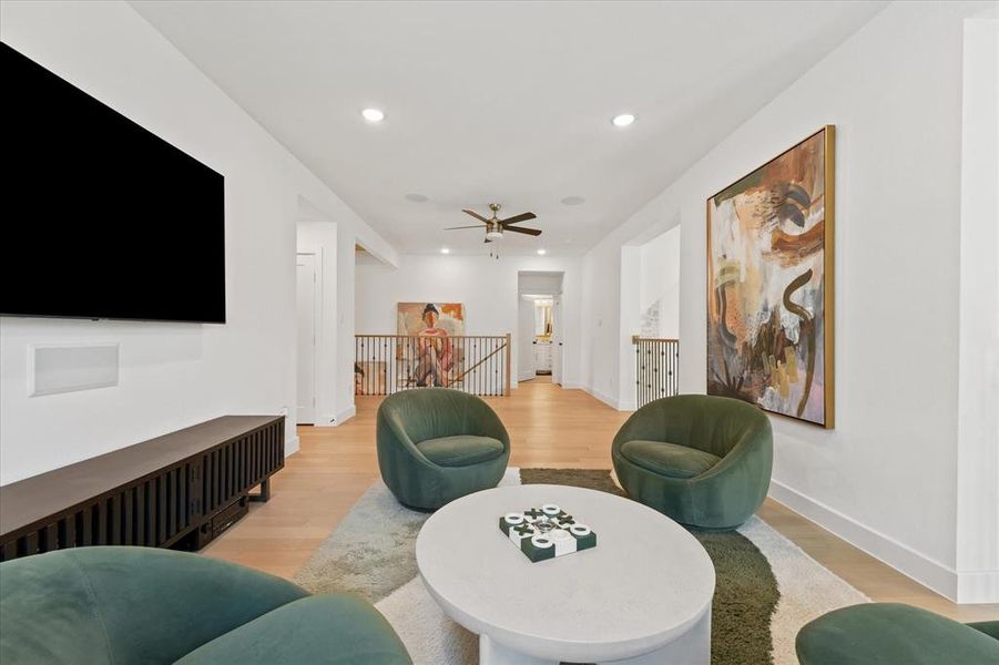 Furnished interior view inside a new home in Star Trail, Prosper (Image 19).