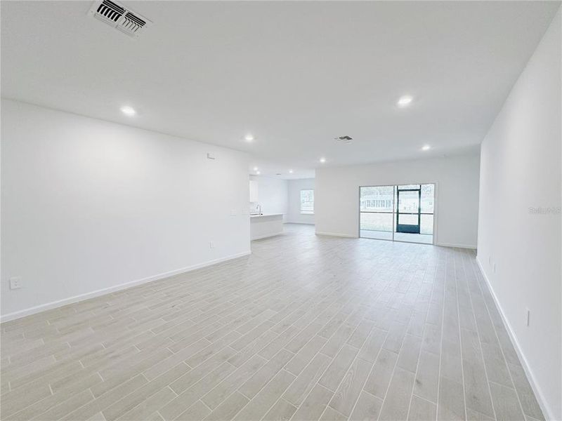 Spacious, unfurnished interior of a new home in Pioneer Ranch, Ocala (Image 10). Spacious, unfurnished interior of a new home in Pioneer Ranch, Ocala (Image 10).