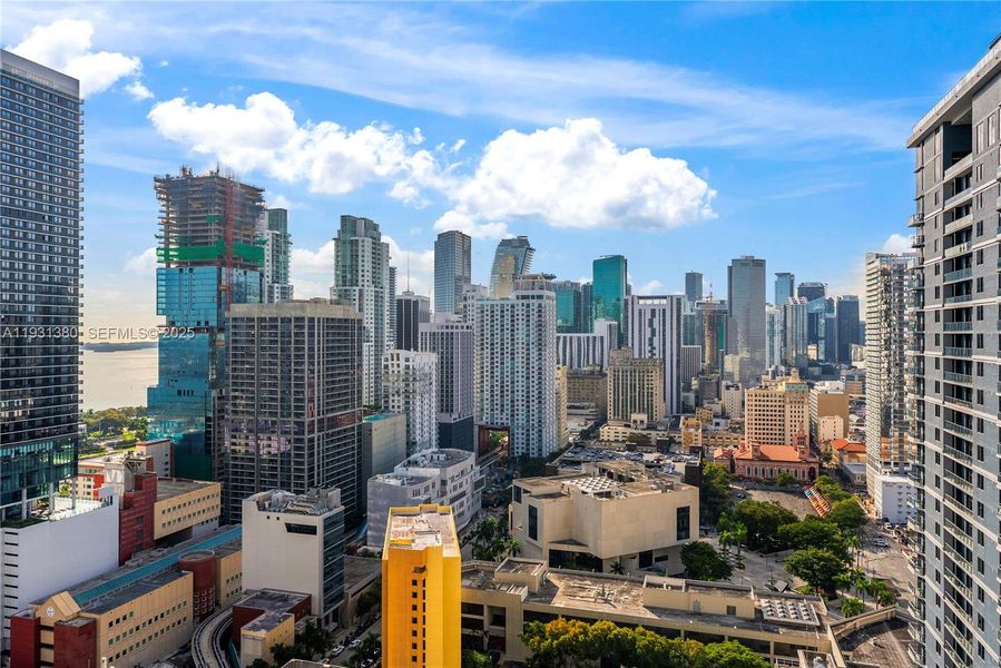 Condo located in Miami, FL showcasing its design and architecture (Image 16).