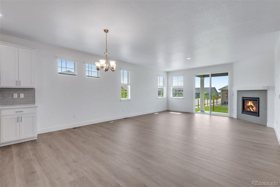Spacious, unfurnished interior of a new home in Vantage, Berthoud (Image 39).