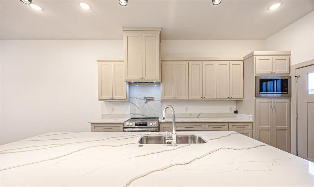 Furnished interior view inside a new home in , Fort Worth (Image 7). Furnished interior view inside a new home in , Fort Worth (Image 7).