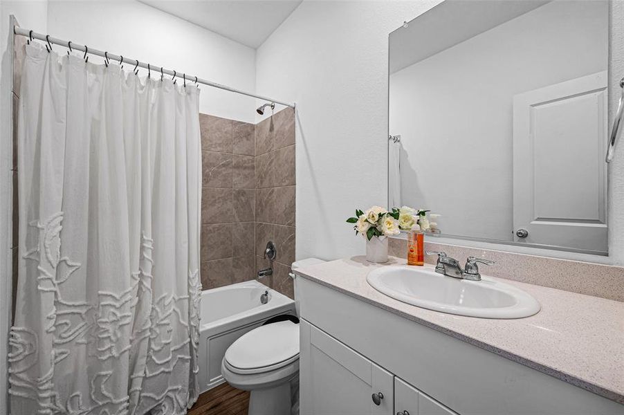 Furnished interior view inside a new home in Azle Grove, Azle (Image 37).