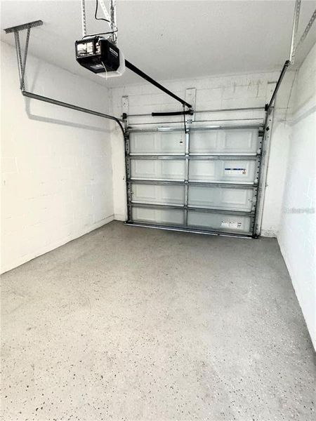 Spacious, unfurnished interior of a new home in , St. Petersburg (Image 22).
