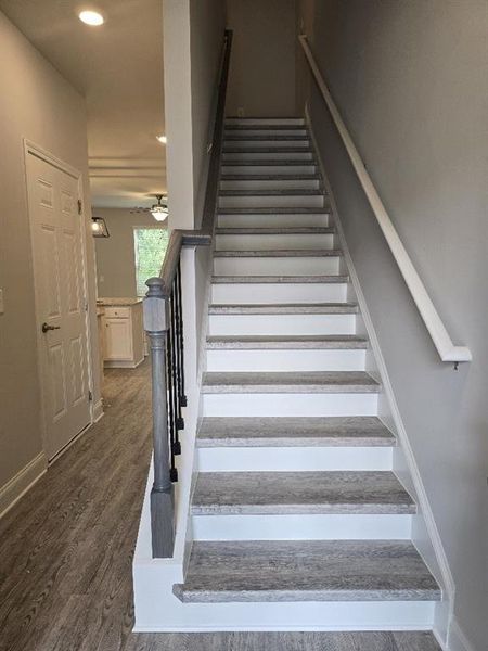 Spacious, unfurnished interior of a new home in Morning Creek Forest, College Park (Image 17).