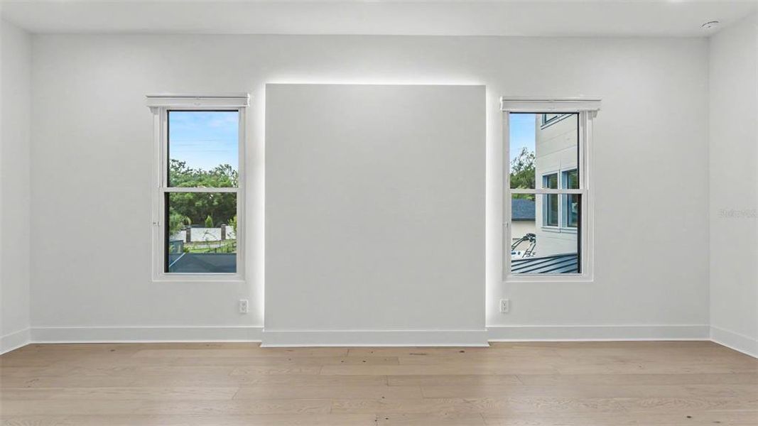 Spacious, unfurnished interior of a new home in , Lakeland (Image 49).
