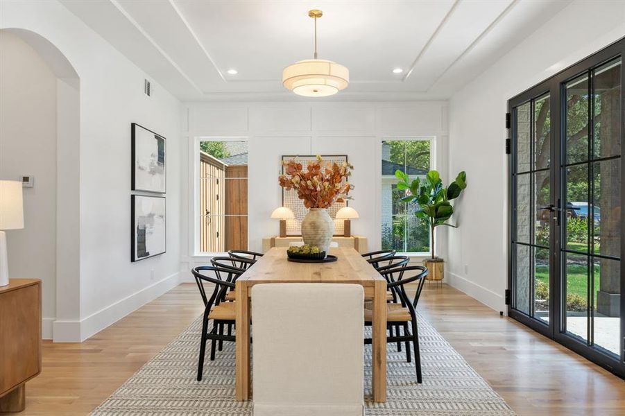 Furnished interior view inside a new home in , Dallas (Image 25).