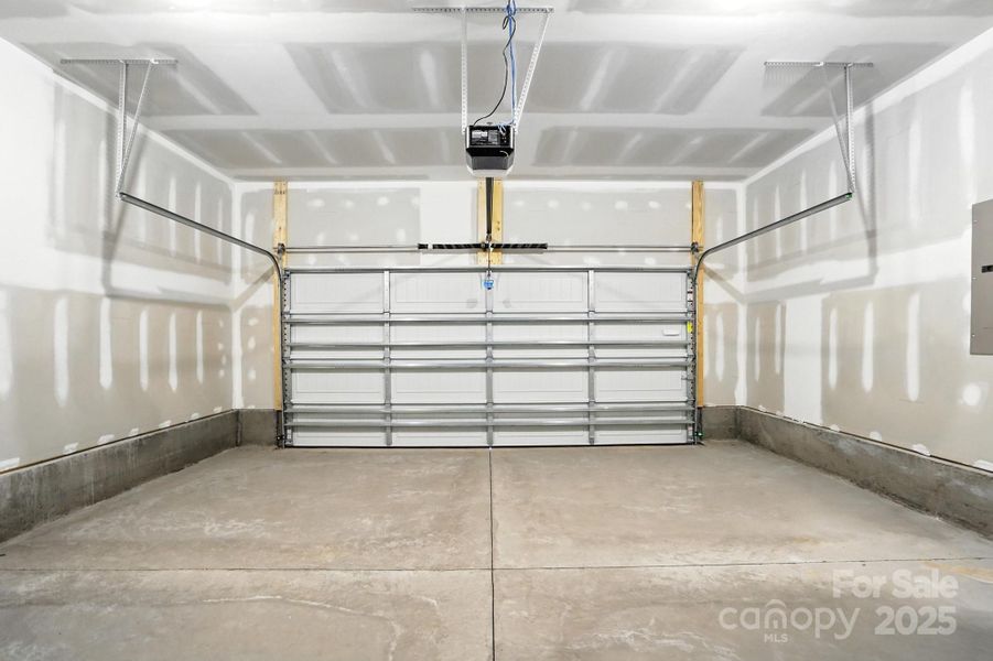 Image 13 of a home in Villas at Prestwick.