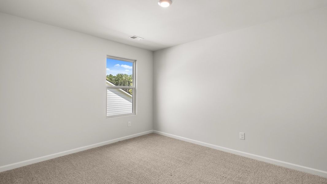 Representative unfurnished interior of a home built from the Elle by D.R. Horton in Fairway 17 at Mirror Lake, Villa Rica (Image 49). Representative unfurnished interior of a home built from the Elle by D.R. Horton in Fairway 17 at Mirror Lake, Villa Rica (Image 49).