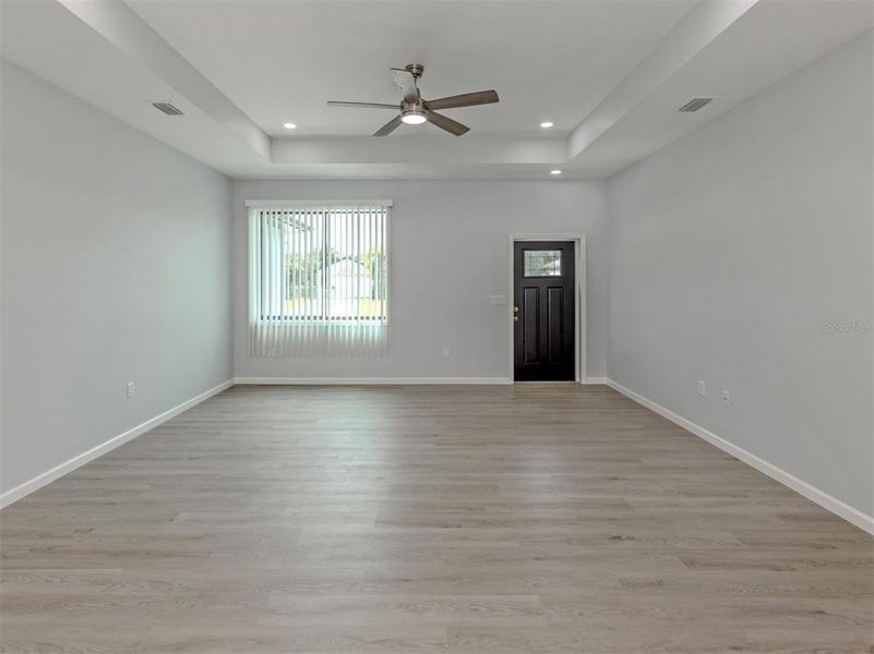 Spacious, unfurnished interior of a new home in , North Port (Image 20).