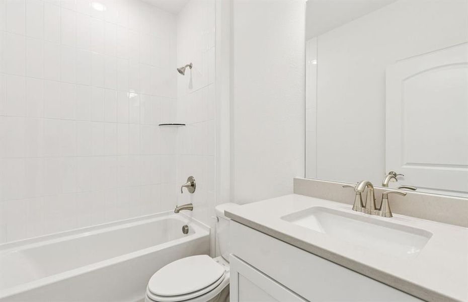 Spacious secondary bathroom with premium finishes Spacious secondary bathroom with premium finishes