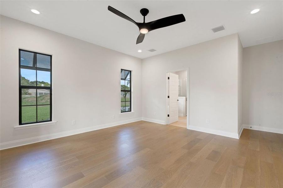 Spacious, unfurnished interior of a new home in , Lakeland (Image 29). Spacious, unfurnished interior of a new home in , Lakeland (Image 29).