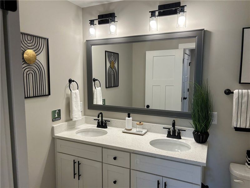 Image 37 of a home in Edwards Ridge.