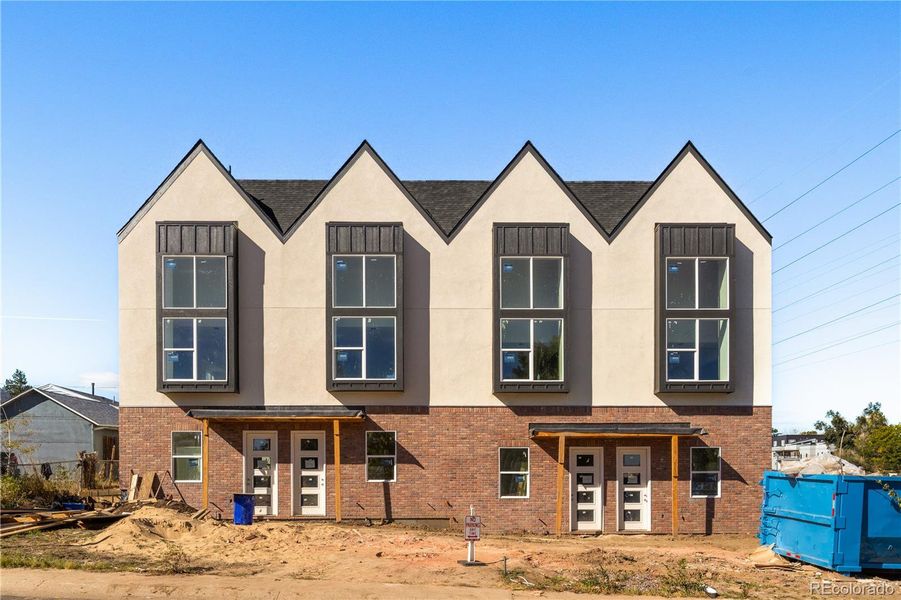 Image 11 of a home in .