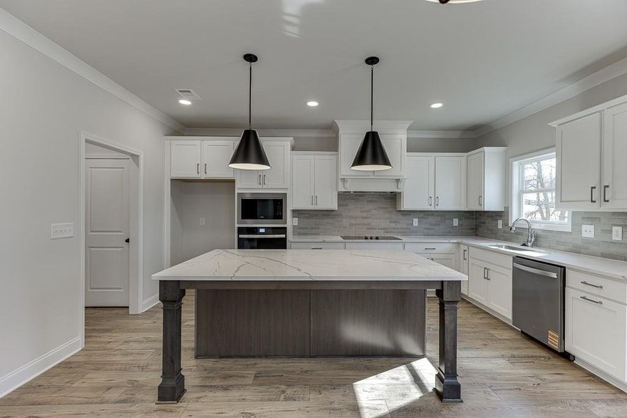 Furnished interior view inside a new home in , Jefferson (Image 13).