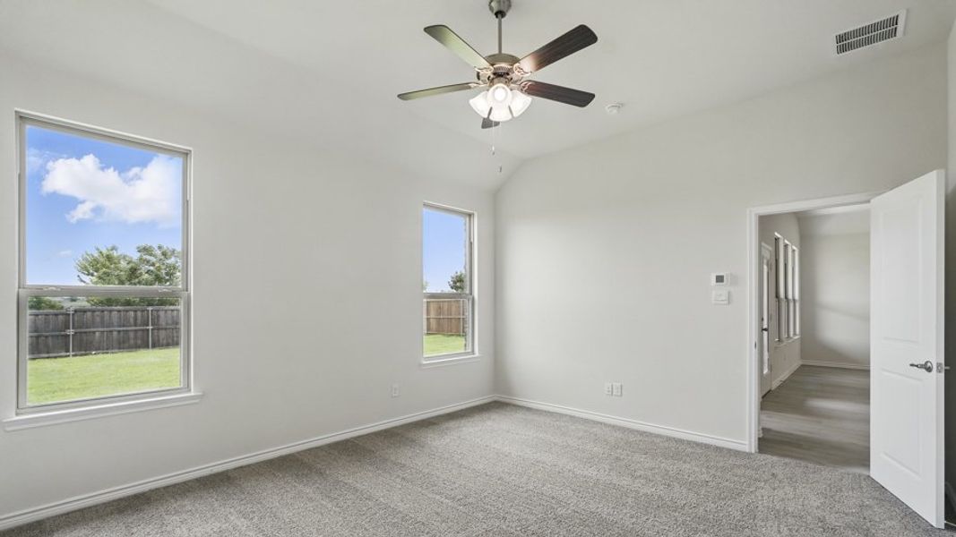 Spacious, unfurnished interior of a new home in Lakewood Trails, Forney (Image 17). Spacious, unfurnished interior of a new home in Lakewood Trails, Forney (Image 17).