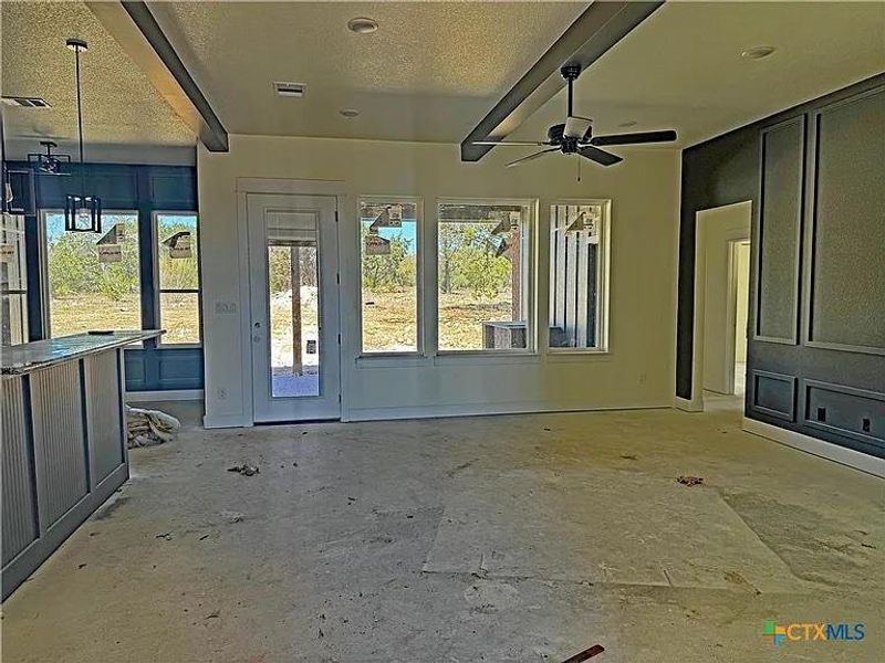 Spacious, unfurnished interior of a new home in , Copperas Cove (Image 12).