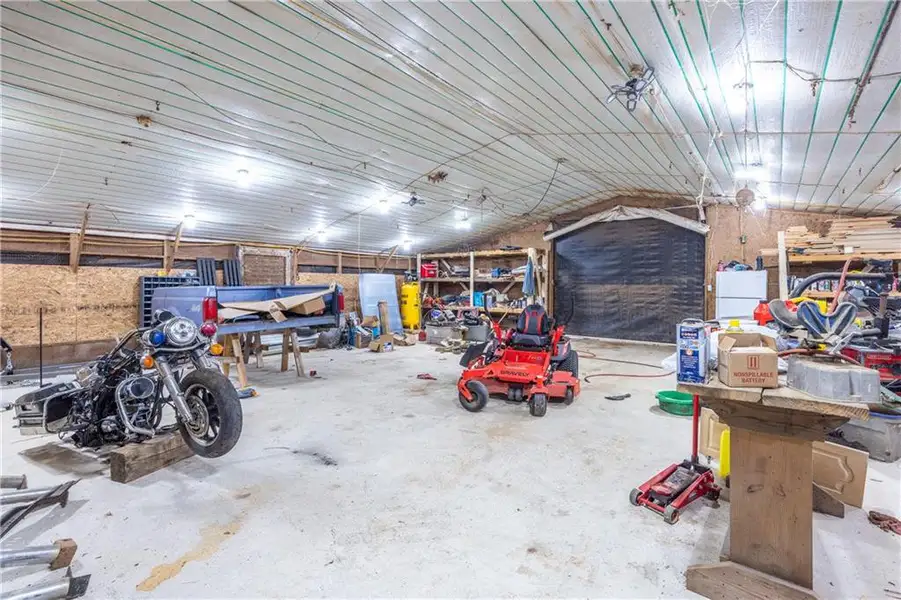 Image 40 of a home in .
