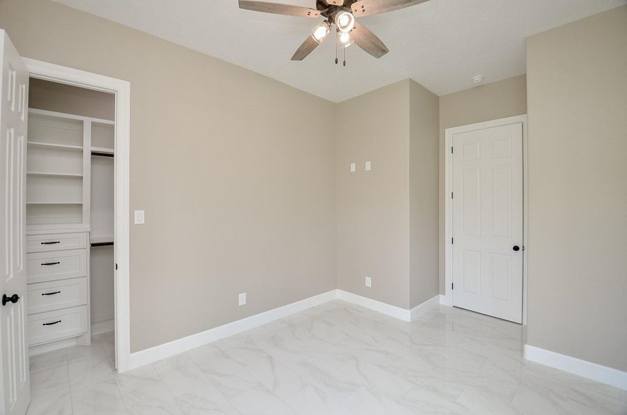 Spacious, unfurnished interior of a new home in , Plantersville (Image 40).